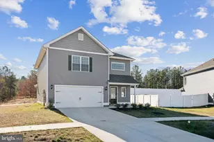 17098 Rollins Rd, Bowling Green, VA 22427 - Photo 1