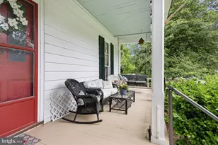 147 Milford St, Bowling Green, VA 22427 - Photo 1