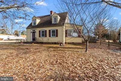 802 Essex Street, Tappahannock, VA 22560 - Photo 1