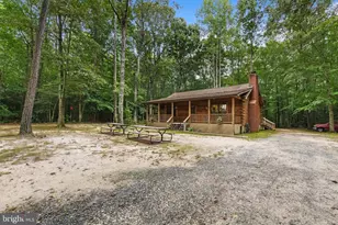 466 Laurel Springs Rd, Hustle, VA 22476 - Photo 1