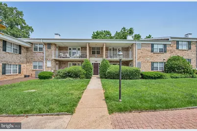 1132 S Washington Street S #203, Falls Church, VA 22046 - Photo 1