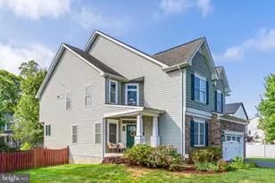 998 Railroad Ave, Falls Church, VA 22046 - Photo 1