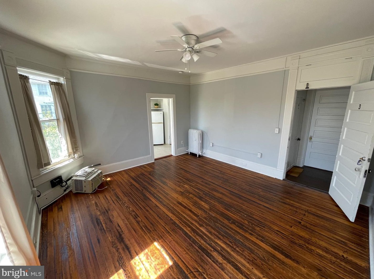 1122 Caroline St, Fredericksburg VA  22401-3816 exterior