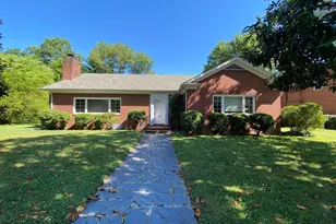 1127 Hanover St, Fredericksburg, VA 22401 - Photo 1