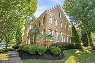 10111 Ballynahown Cir, Fairfax, VA 22030 - Photo 1