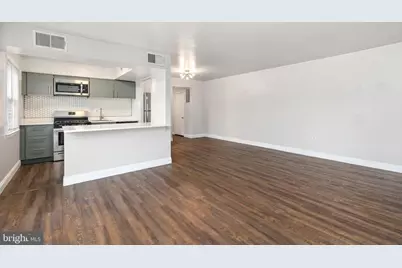 9445 Fairfax Boulevard #303, Fairfax, VA 22031 - Photo 1
