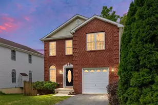 10631 West Dr, Fairfax, VA 22030 - Photo 1