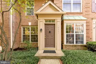 10351 Sager Ave, Fairfax, VA 22030 - Photo 1