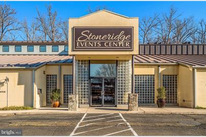 7373 Comfort Inn Dr Warrenton Va 20187 Mls Vafq120862