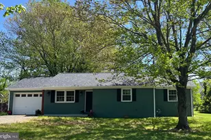 377 Cleveland St, Warrenton, VA 20186 - Photo 1