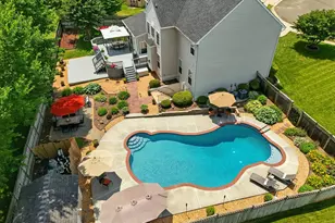 235 Fox Chase St, Warrenton, VA 20186 - Photo 1