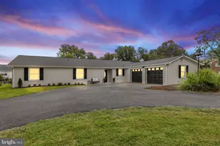 655 Foxcroft Rd, Warrenton, VA 20186 - Photo 1