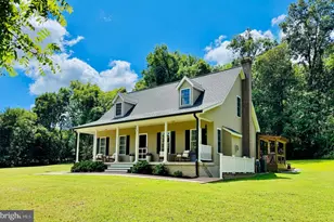 8404 Rogues Rd, Warrenton, VA 20187 - Photo 1