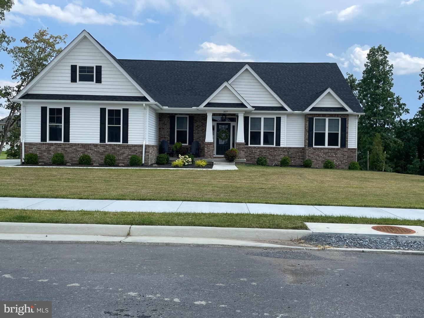 307 Summerfield Dr, Winchester, VA 22602 MLS VAFV2014154 Coldwell