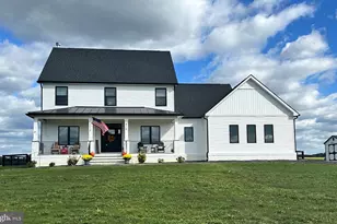 810 Huttle Rd, Middletown, VA 22645 - Photo 1