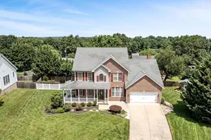 121 Carnmore Dr, Winchester, VA 22602 - Photo 1