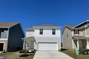 122 Charing Cross Dr, Stephens City, VA 22655 - Photo 1