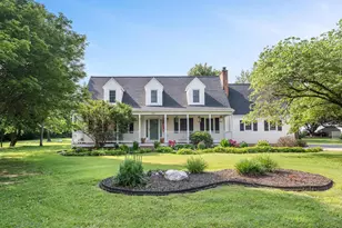 224 Vine Ln, Winchester, VA 22602 - Photo 1