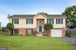 102 Hammer Ct, Stephens City, VA 22655 - Photo 1