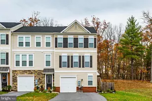 120 Solara Dr, Winchester, VA 22602 - Photo 1