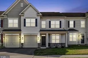 303 Prestwick Ln, Stephens City, VA 22655 - Photo 1