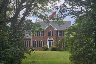 627 Chimney Cir, Middletown, VA 22645 - Photo 1