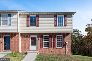 400 Emily Ln, Winchester, VA 22602 - Photo 1