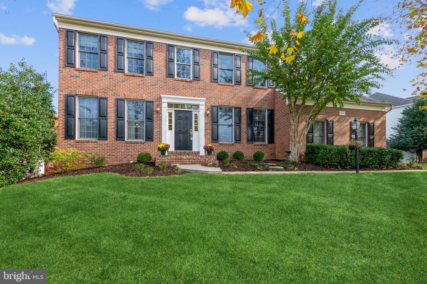 13024 Monroe Manor Dr, Herndon, VA 20171 MLS VAFX2027752 Coldwell