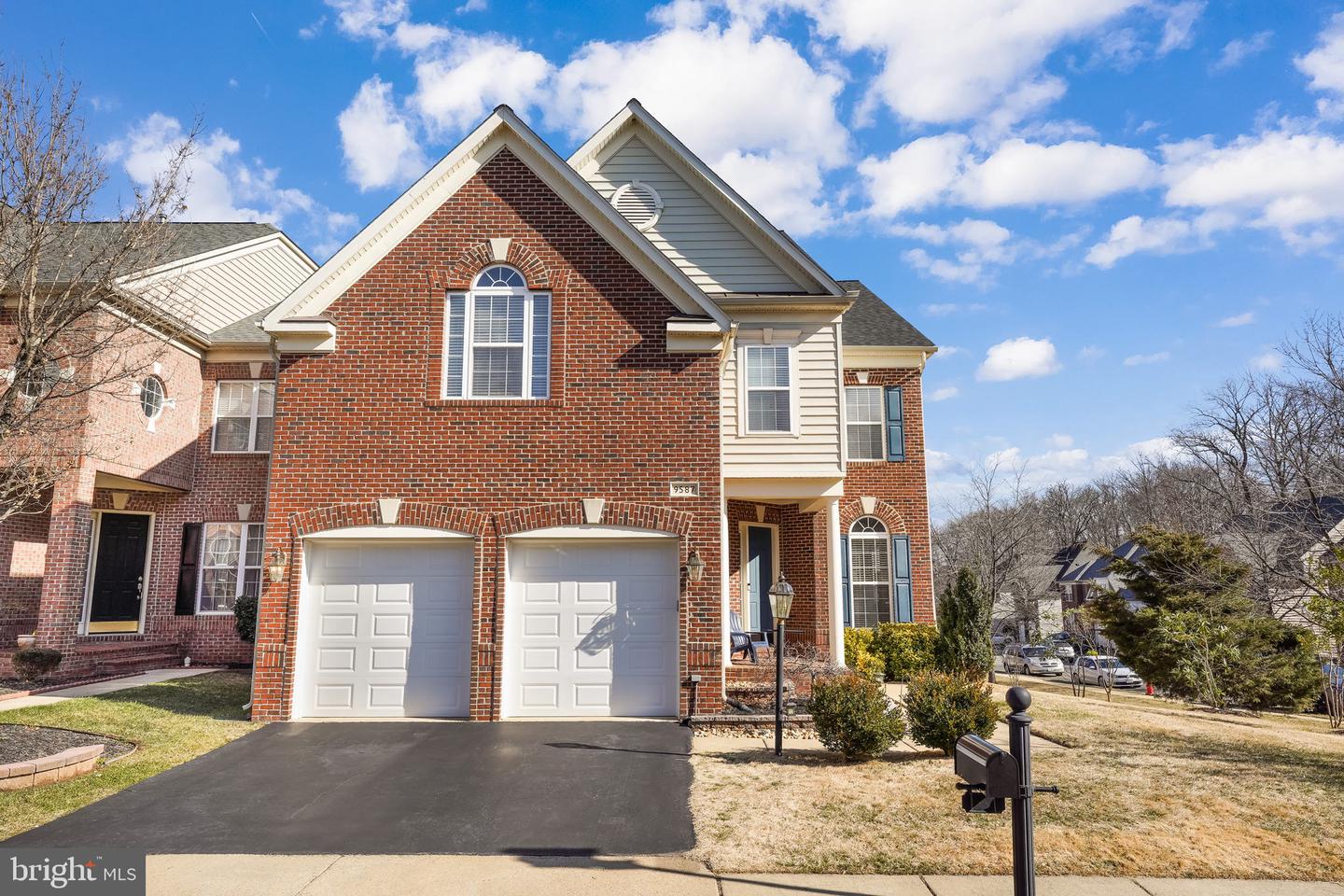 9587 Hill Dr, Lorton, VA 22079 MLS VAFX2049368 Coldwell Banker