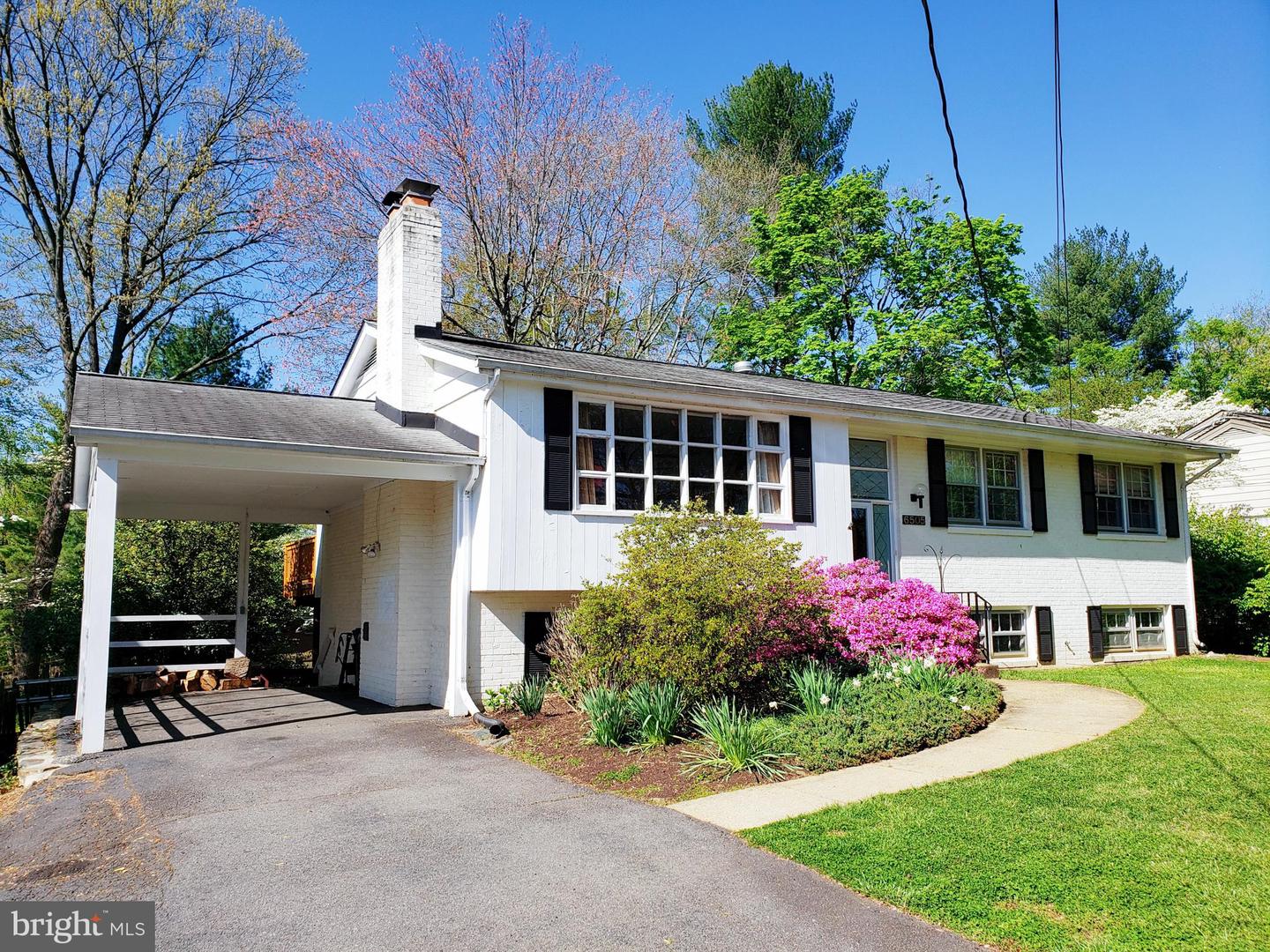 6505 Old Chesterbrook Rd, McLean, VA 22101 MLS VAFX2079010 Coldwell