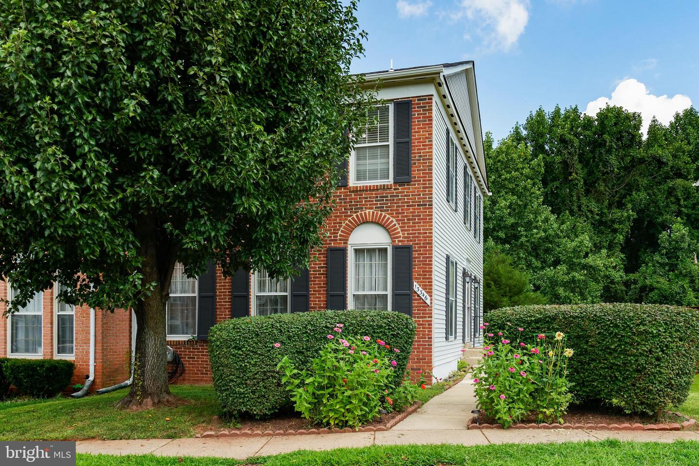 13346 Foxhole Dr, Fairfax, VA 22033 MLS VAFX2087374 Coldwell Banker