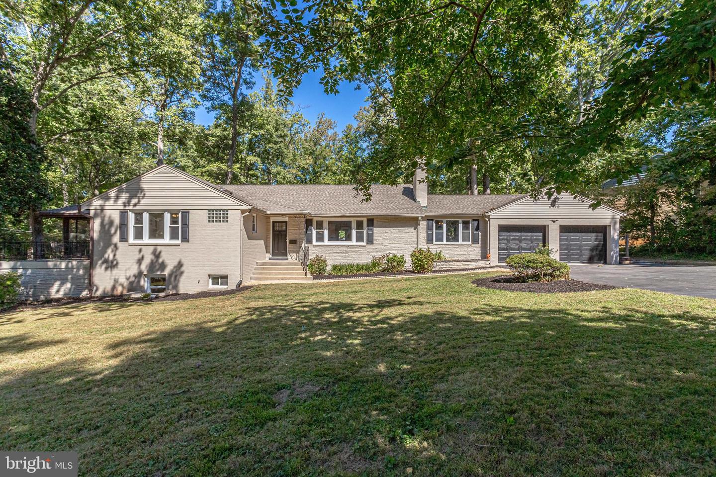 6410 Crosswoods Dr, Falls Church, VA 22044 MLS VAFX2097180 Coldwell