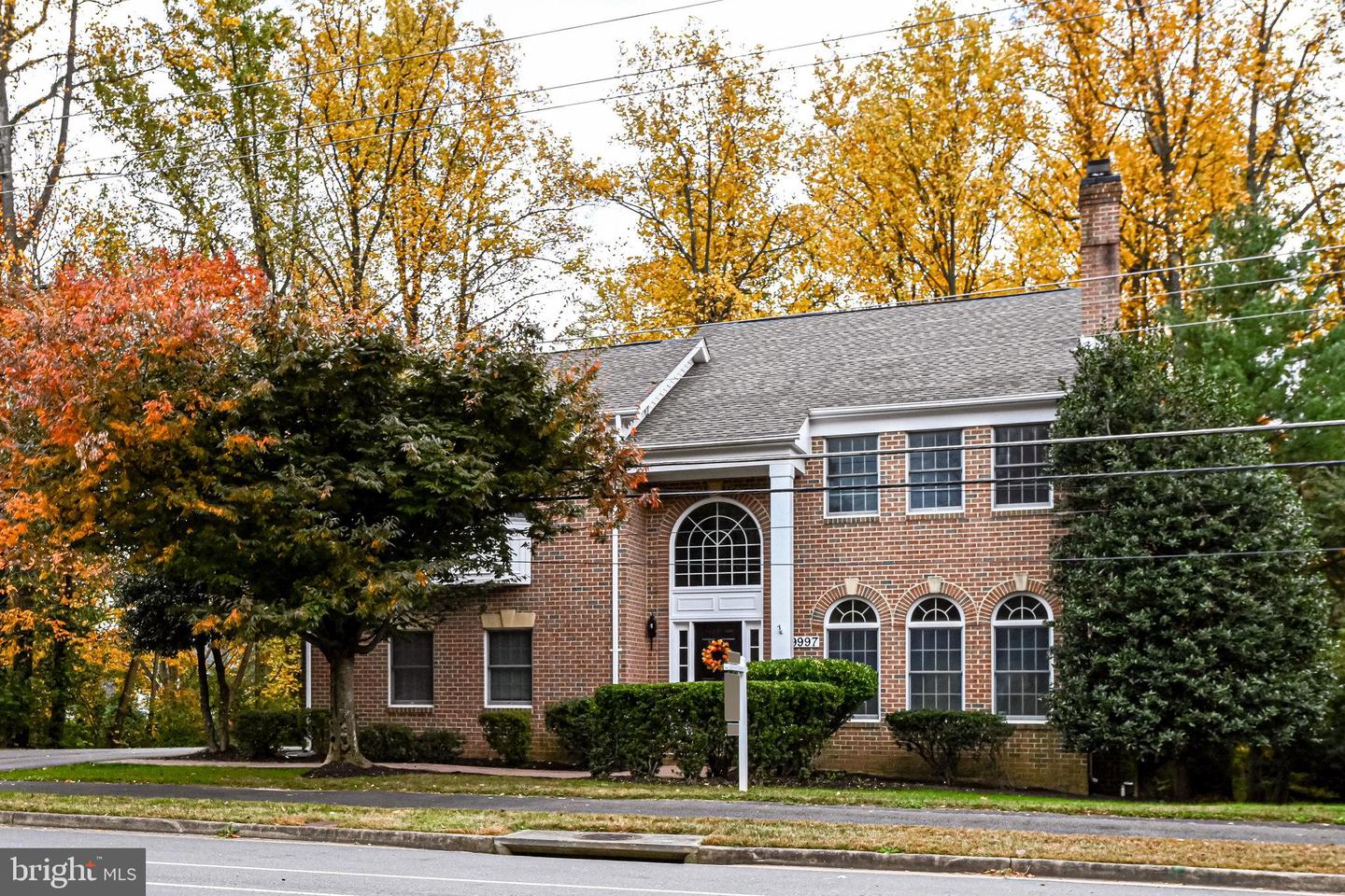 9997 Courthouse Rd, Vienna, VA 22181 MLS VAFX2100558 Coldwell Banker