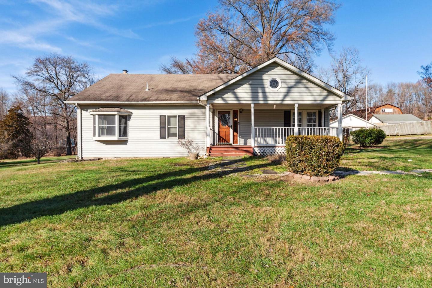 10218 Old Colchester Rd, Lorton, VA 22079 MLS VAFX2106798 Coldwell