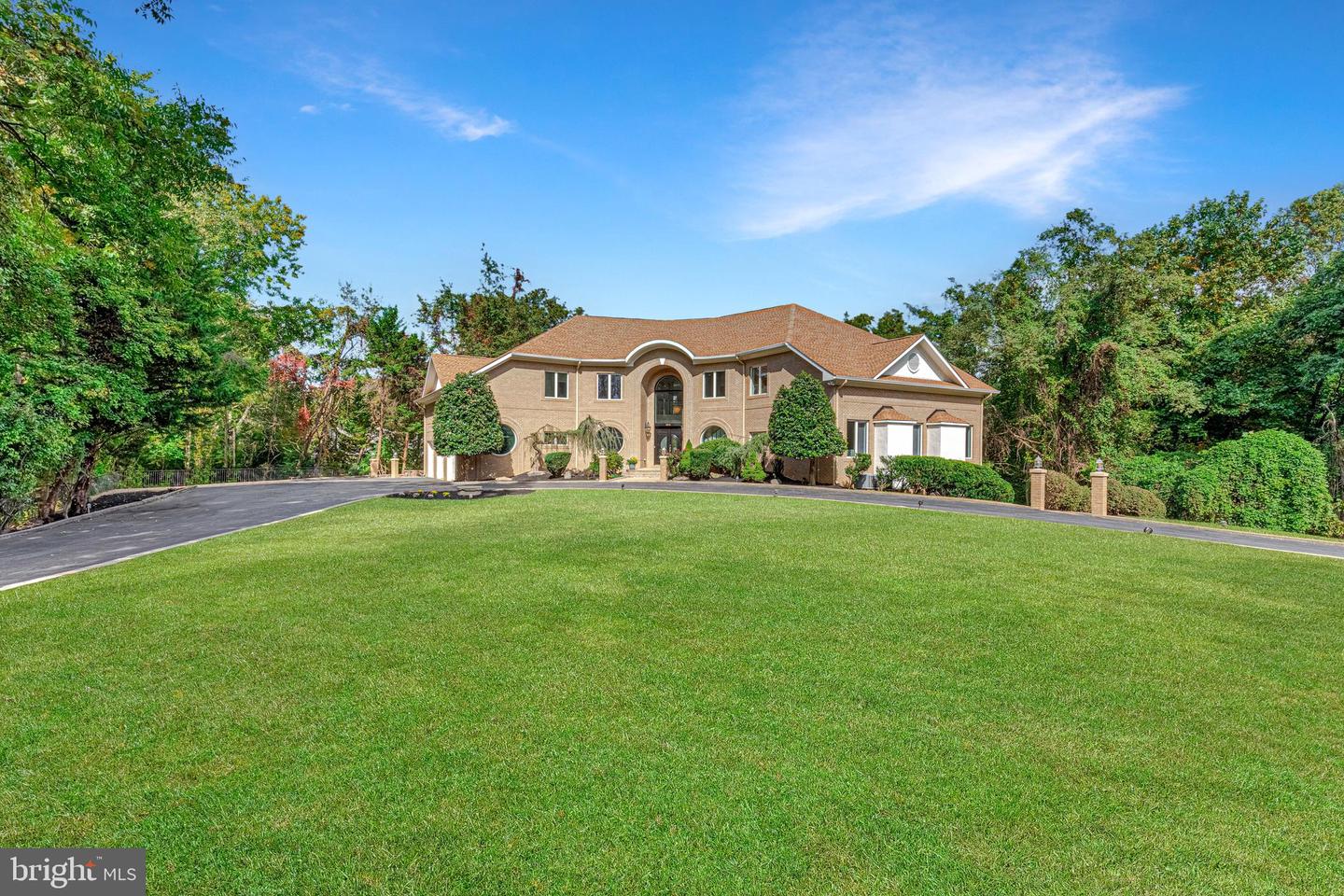 8816 Gallant Green Dr, McLean, VA 22102 MLS VAFX2110258 Coldwell Banker