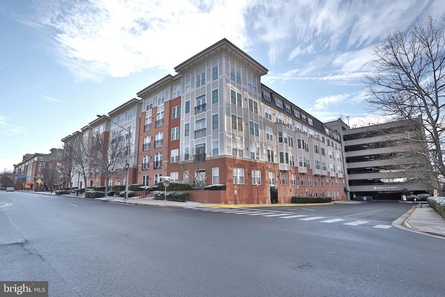2665 Prosperity Ave 245, Fairfax, VA 22031 MLS VAFX2111294