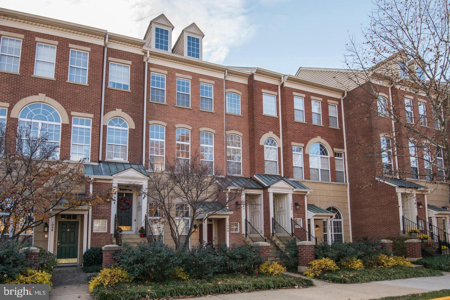 1895 Crescent Park Dr 109A, Reston, VA 20190 MLS VAFX2116896