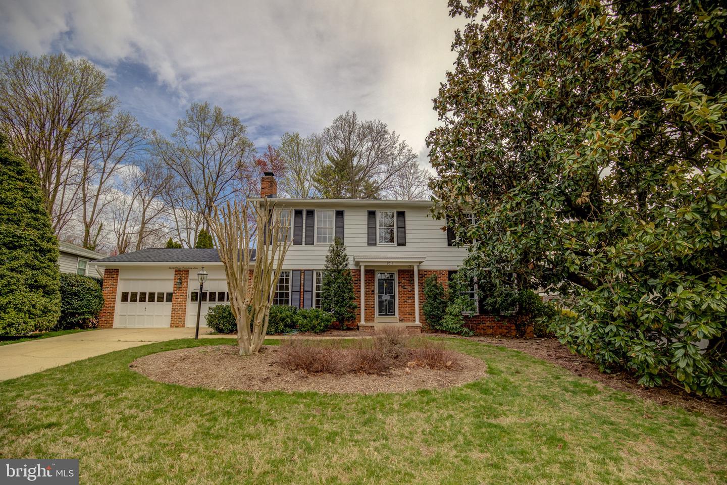 2011 Friendship Ln, Falls Church, VA 22043 MLS VAFX2119084 Coldwell
