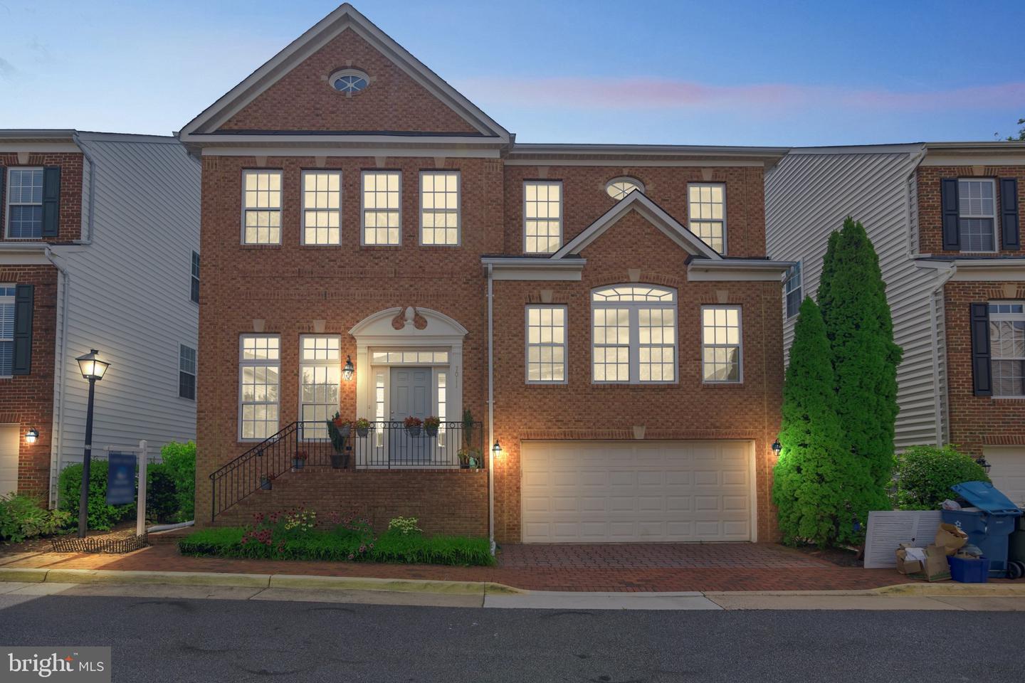 7011 Stone Inlet Dr, Fort Belvoir, VA 22060 MLS VAFX2119522