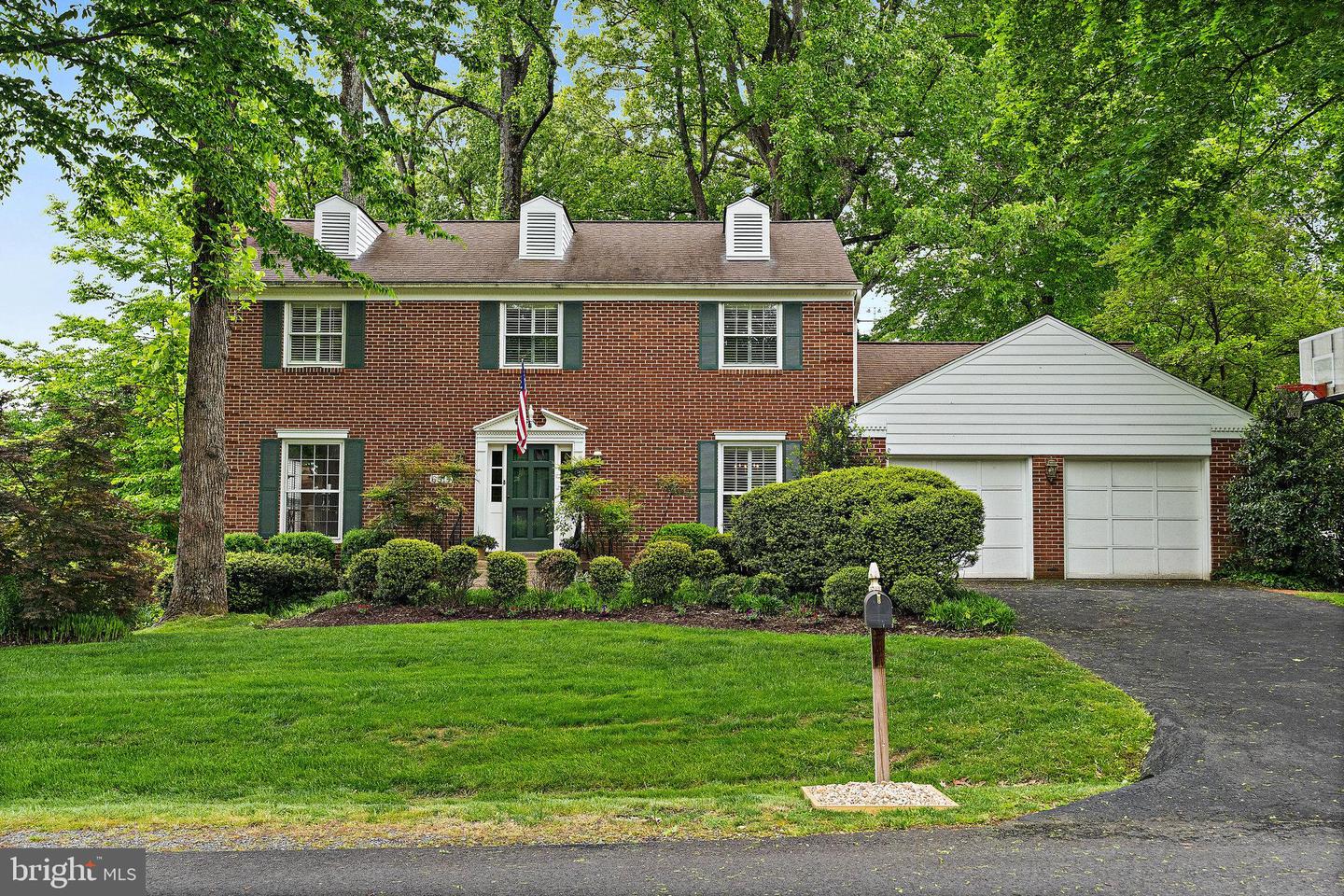 6515 Sunny Hill Ct, McLean, VA 22101 MLS VAFX2124604 Coldwell Banker