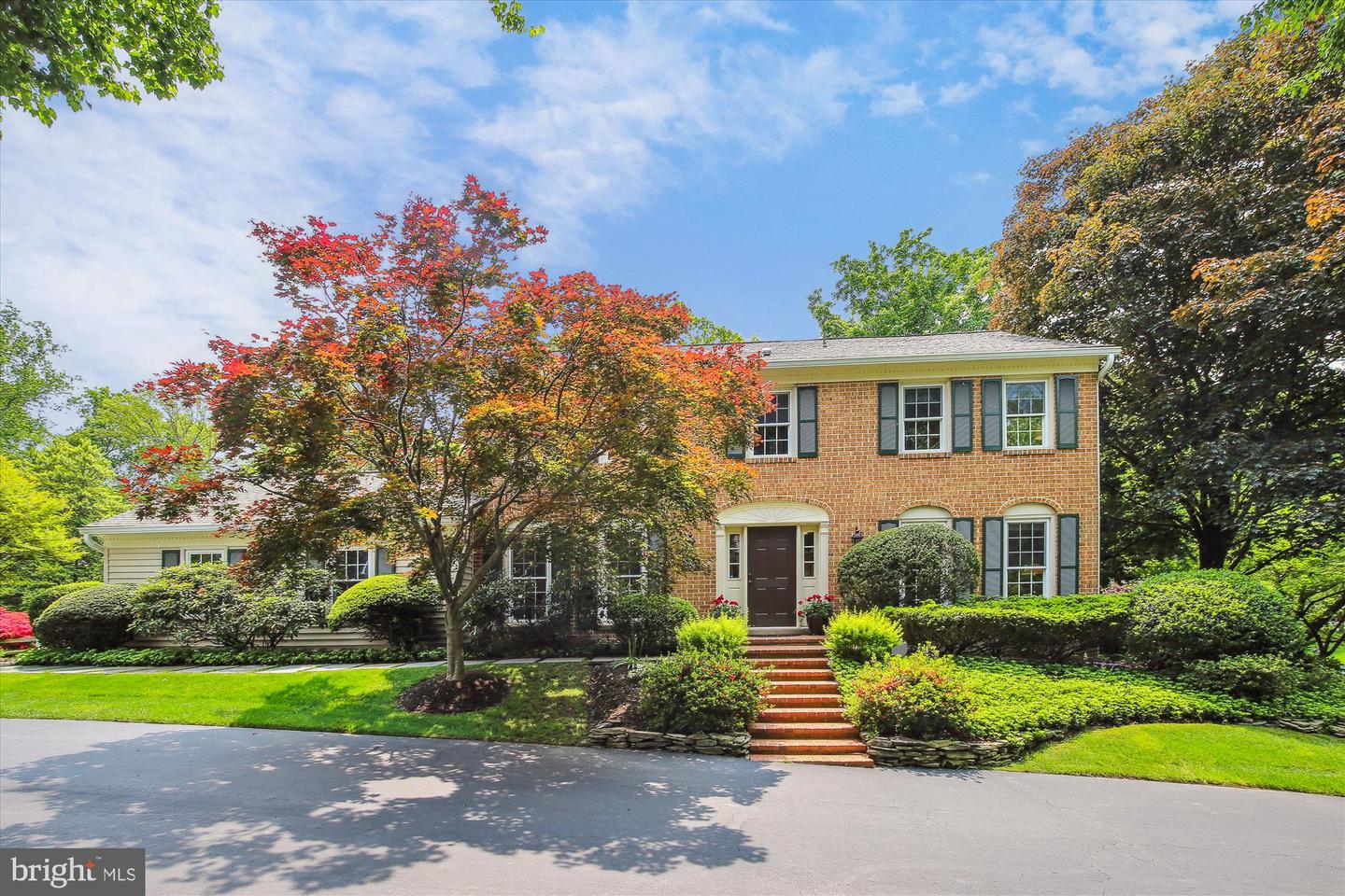 3205 Miller Heights Rd, Oakton, VA 22124 MLS VAFX2127864 Coldwell