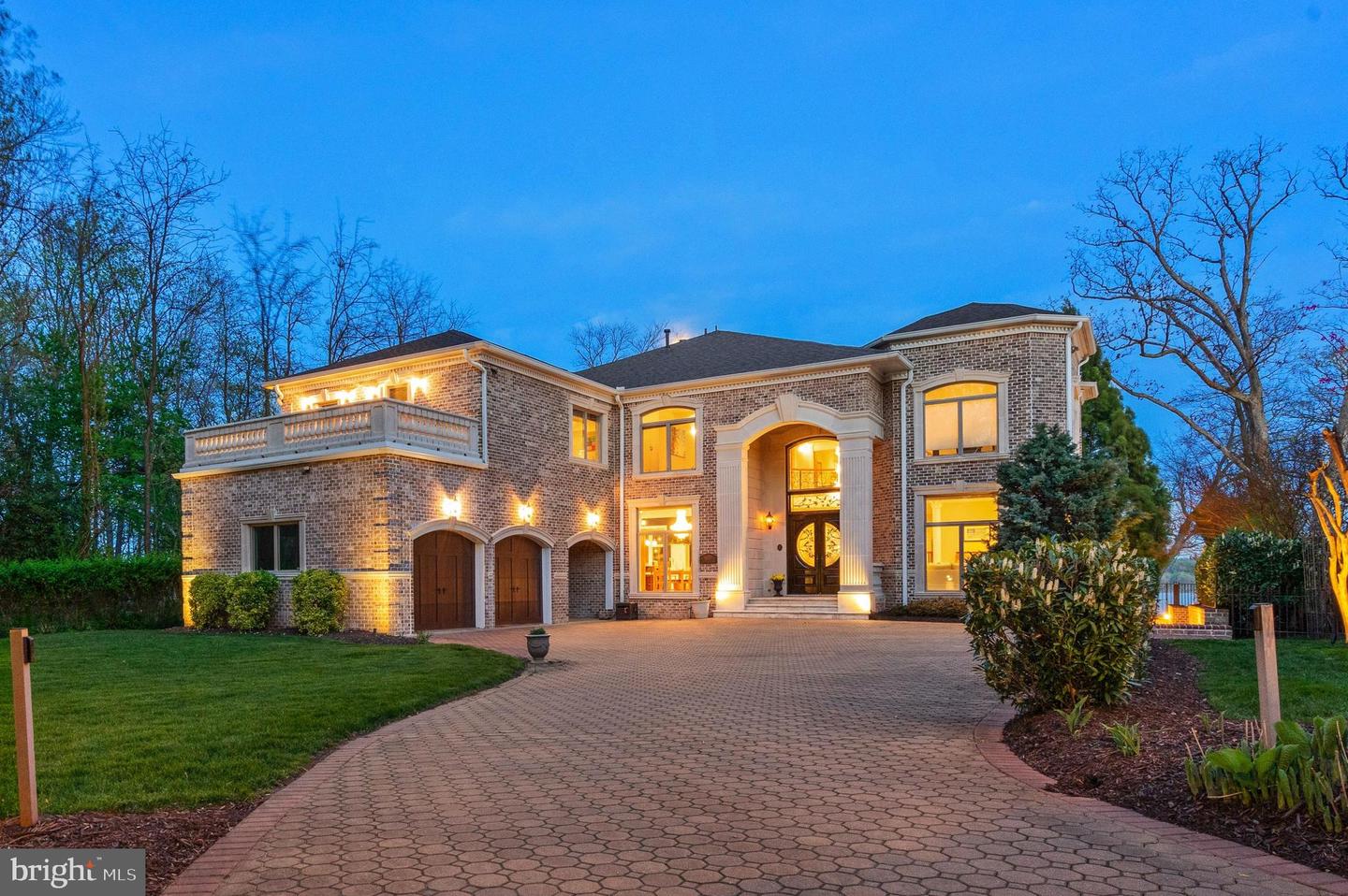 9323 Old Mansion Rd, Alexandria, VA 22309 MLS VAFX2139590 Coldwell