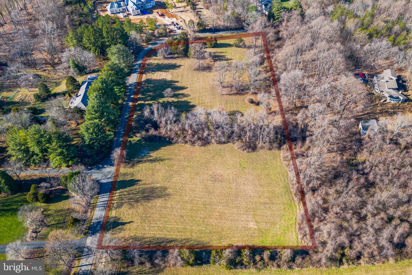 10600 Milkweed Dr, Great Falls, VA 22066 MLS VAFX2160496 Coldwell