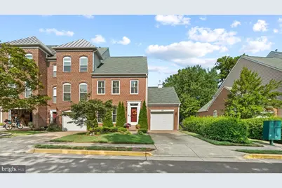 12083 Edgemere Circle, Reston, VA 20190 - Photo 1