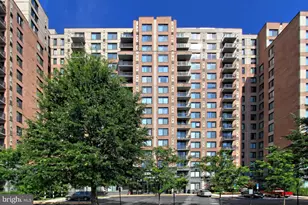 2451 Midtown Ave, Alexandria, VA 22303 - Photo 1