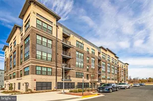 2320 Field Point Rd, Herndon, VA 20171 - Photo 1