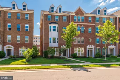 13709 Air and Space Museum Parkway #13A, Herndon, VA 20171 - Photo 1