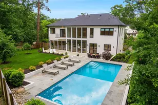 5914 Woodley Rd, McLean, VA 22101 - Photo 1