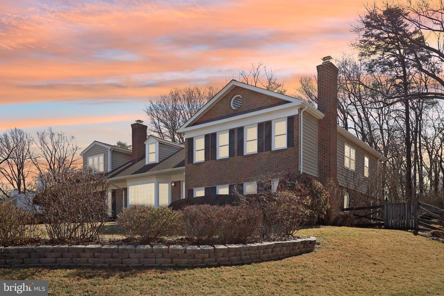 9923 Steeple Run, Vienna, VA 22181 - MLS VAFX2223990 - Coldwell Banker