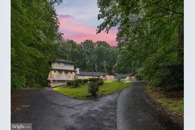 9711 Meadowlark Road, Vienna, VA 22182 - Photo 1